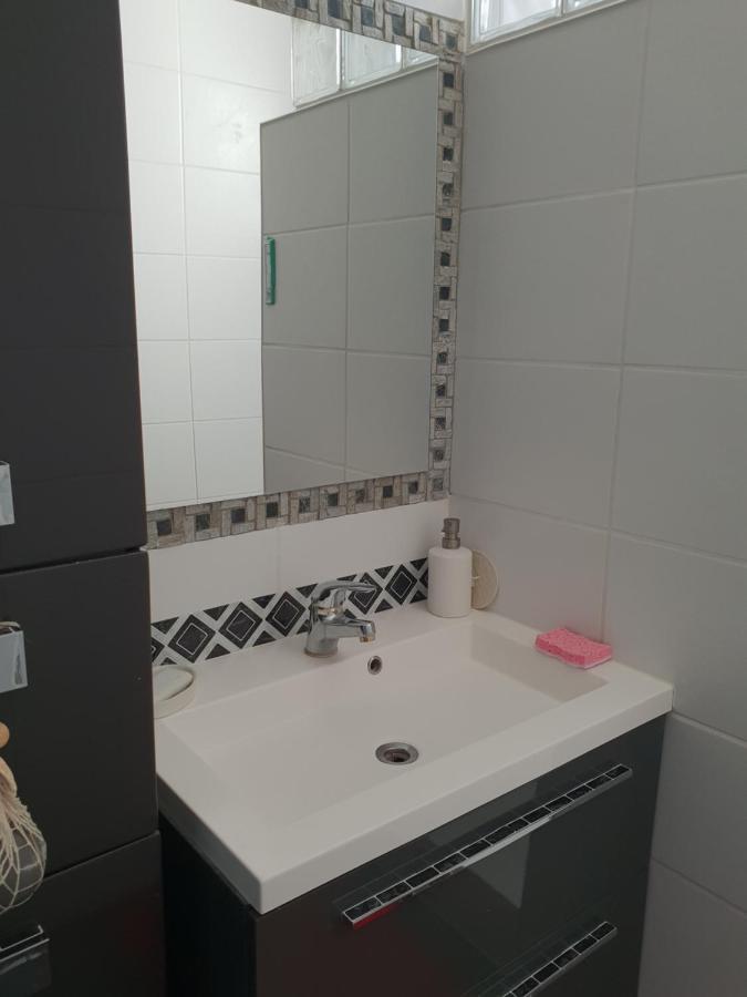 Nuits Oceanes A La Rochelle Avec Parking Privatif Apartment Ngoại thất bức ảnh